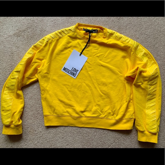 LOVE MOSCHINO SWEATSHIRT SZ 4 NEW - Picture 3 of 7